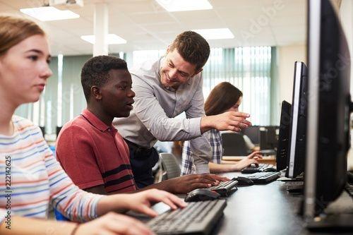 Collaborative mobile app development workflow
